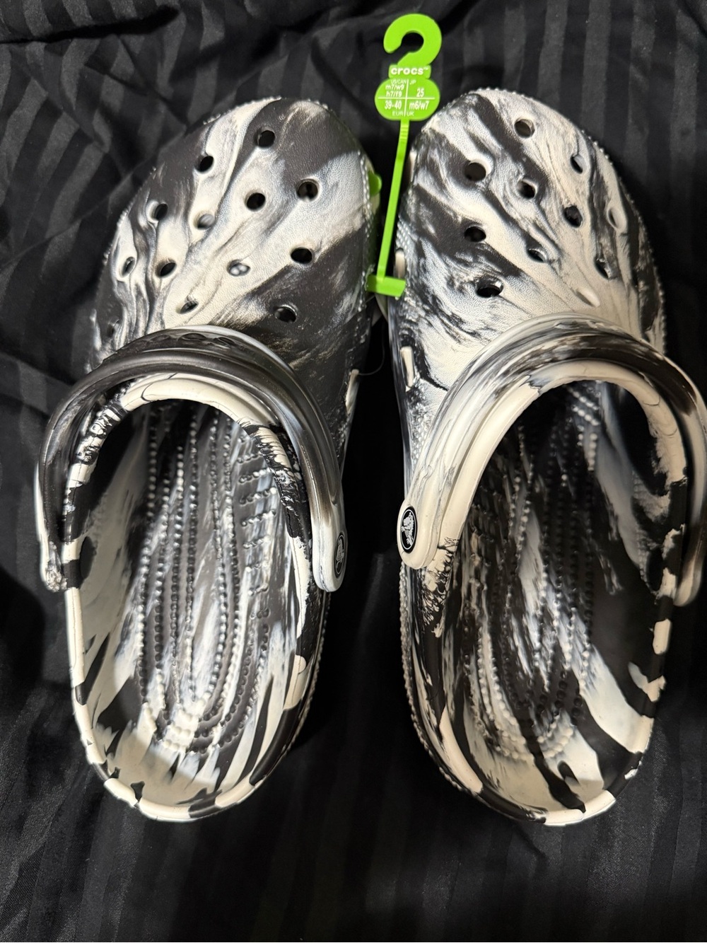 Crocs Classic Marbled Clog Black White Swirl Men’s 7 Women’s 9 New With Tags